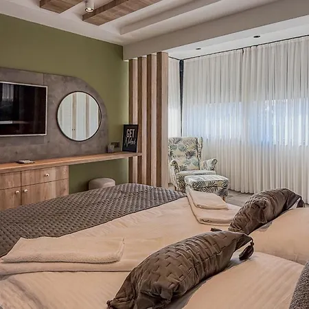 Leos Apart3 Apartamento