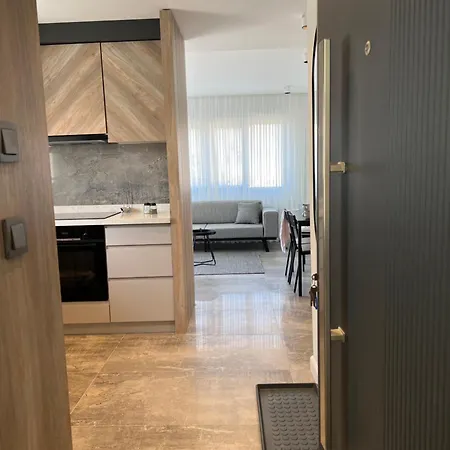 Leos Apart3 Σιντέ